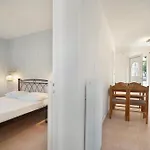 Grapevine Apartmán *