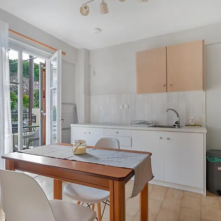 Apartment Grapevine Poros (Kefalonia)