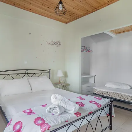 Grapevine Apartment *