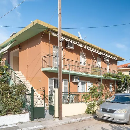 Grapevine Apartment