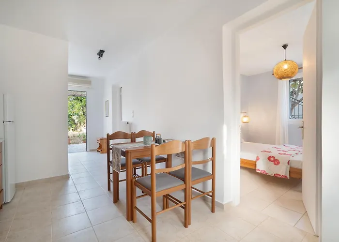 Grapevine Апартаменты *